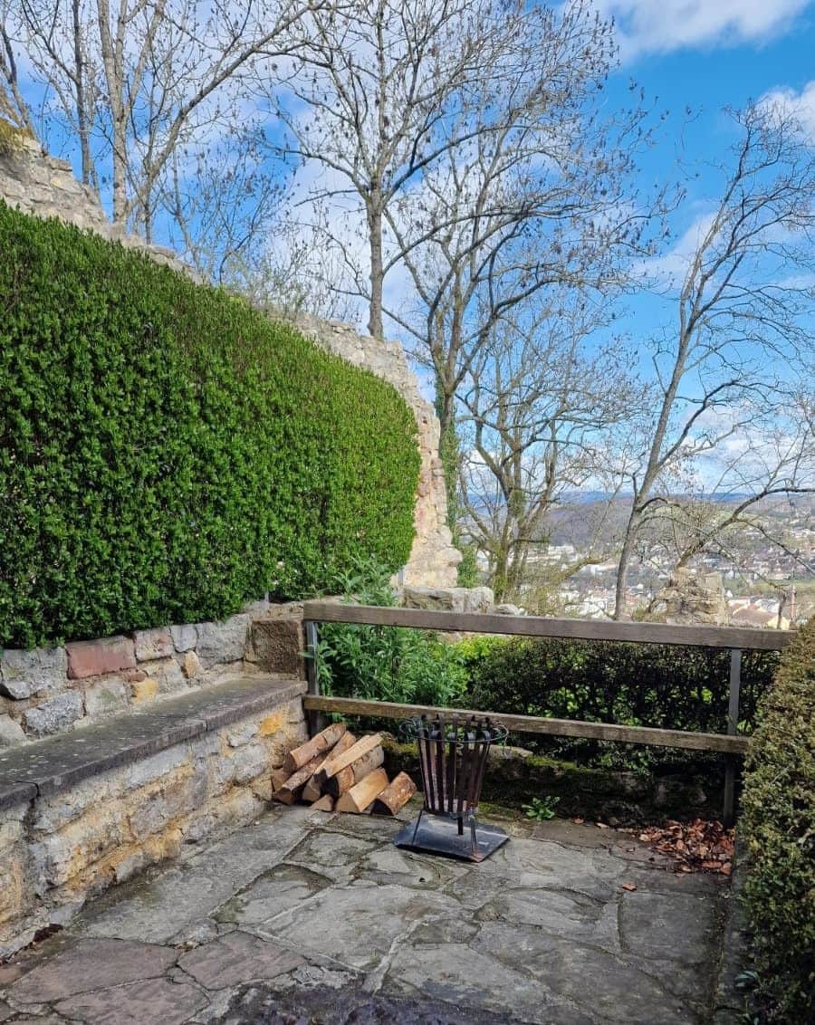 Freifläche vor Standesamt -2